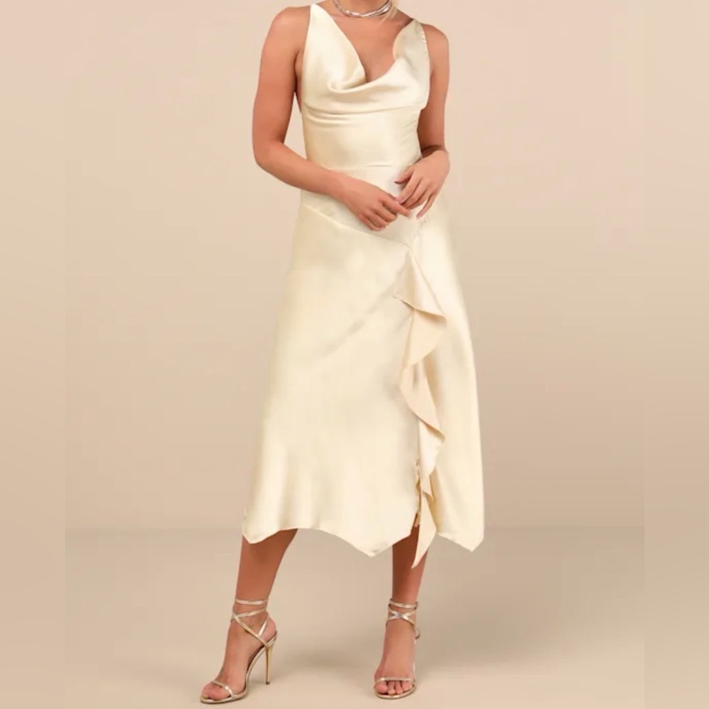Lulu's Yellow Satin sz small (fits XS) Elegant Dress